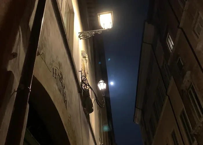 Apartment Old Monserrato In Campo De' Fiori Rom