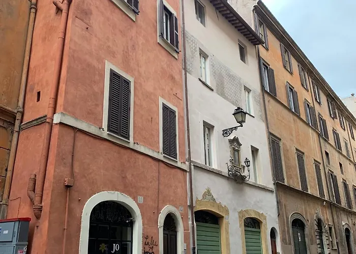Old Monserrato In Campo De' Fiori *